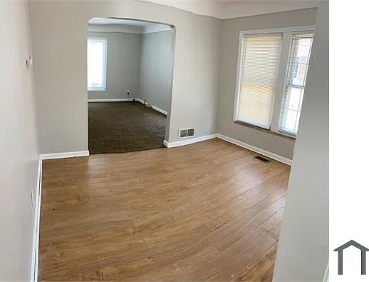 3 bed, 1237 sqft, $1,350 — Photo 4