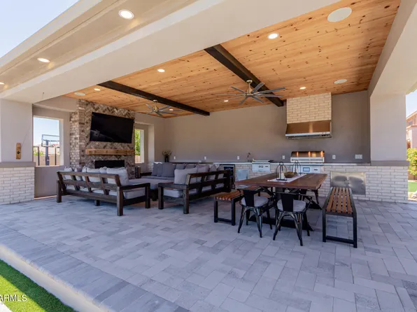 15753 W CHRISTY Drive, Surprise, AZ 85379