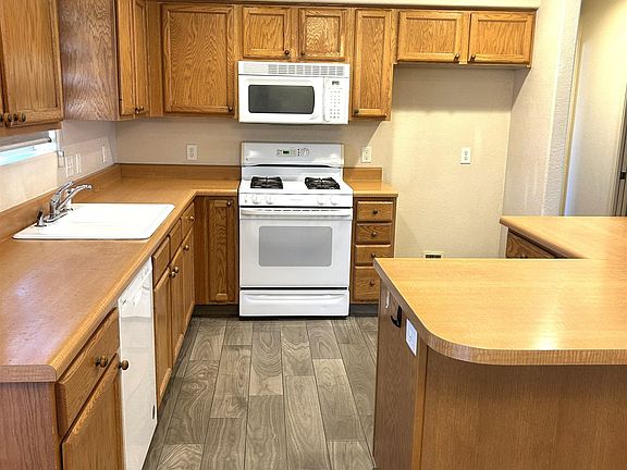 5th image of 7694 E 26th Pl