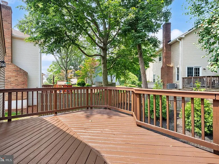 13647 S Springs Dr — Photo 42