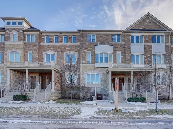 261 Aldergrove Dr, Markham, ON L3R 2L8