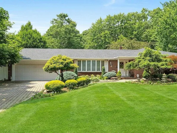 224 Brook St, Harrington Park, NJ 07640