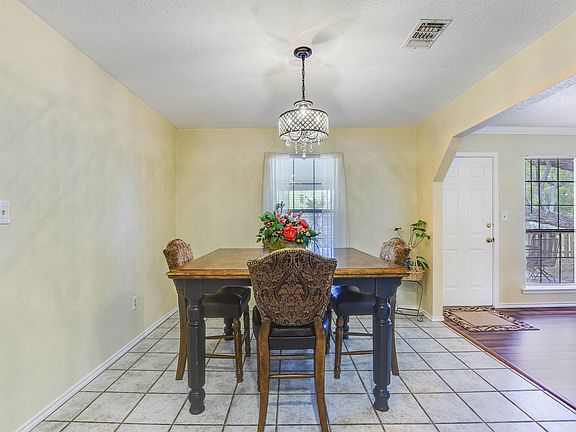 5th image of 1012 Highland Drive