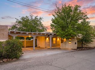 2410 Vicic Rd NW, Albuquerque, NM 87104