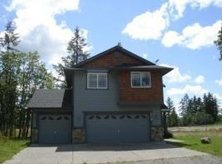 714 Grove Ln SE, Rainier, WA 98576