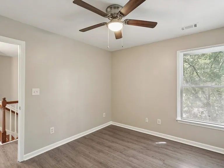 739 Prince Pl NW — Photo 22