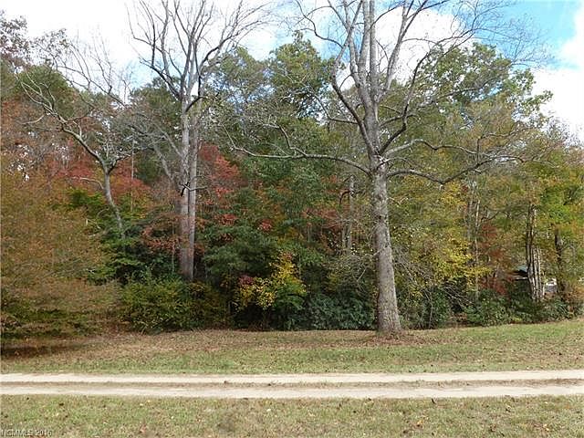 2nd image of 9 Indian Mound Trl