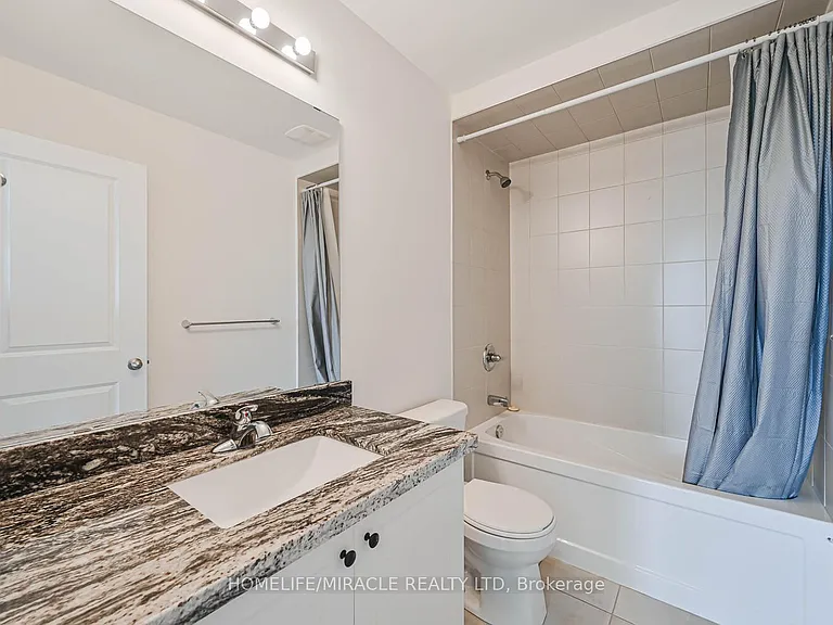 23 Pinot Cres #UPPER — Photo 40