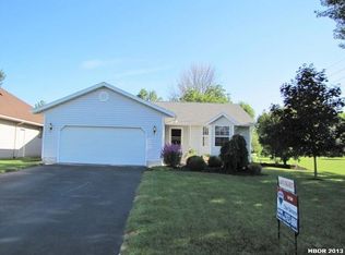 1700 Dakota Dr, Findlay, OH 45840