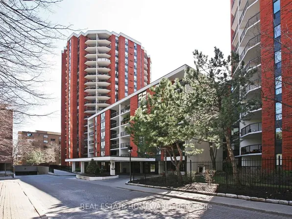 77 Maitland Pl #626, Toronto, ON M4Y 2V6