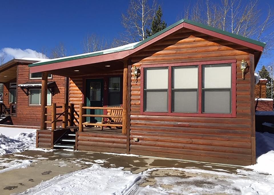 Front of cabin - 2 parking spaces