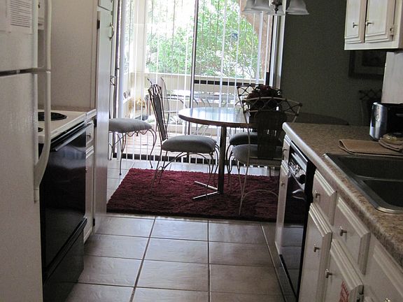 3rd image of 274 N. Driftwood Bay #43D