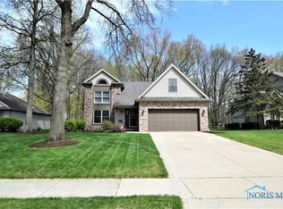 7244 Oak Ln, Holland, OH 43528
