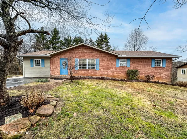 817 W Ridgecrest Dr, Kingston, TN 37763