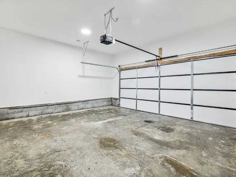 1824 Cottingham Ct — Photo 21