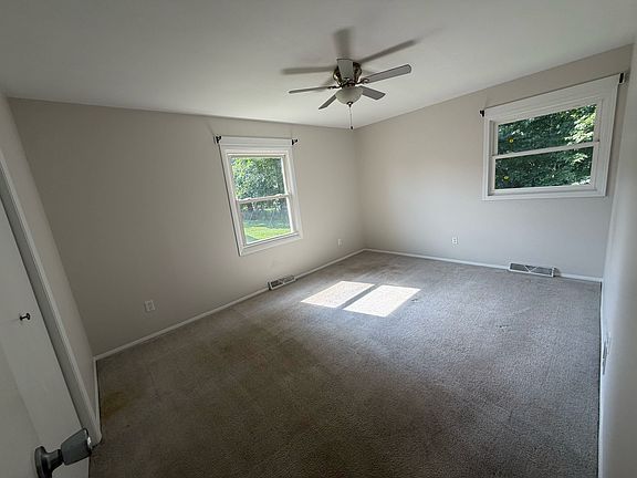 5th image of 514 E Clark St APT B