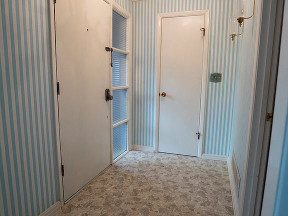 5th image of 514 Ashland Dr
