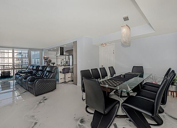 4th image of 301 174th St APT 1417