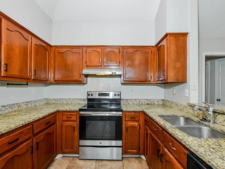 7714 Spring Morning Ct — Photo 11