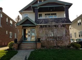 2138 Lewis Dr, Lakewood, OH
