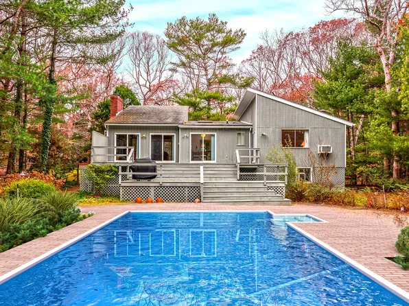 41 Woodpink Dr, East Hampton, NY 11937
