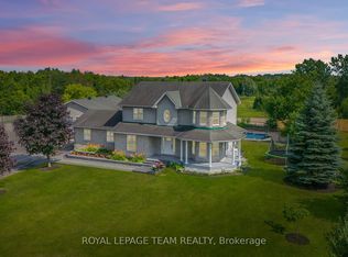 7474 Mitch Owens Rd, Ottawa, ON K4P 1K9