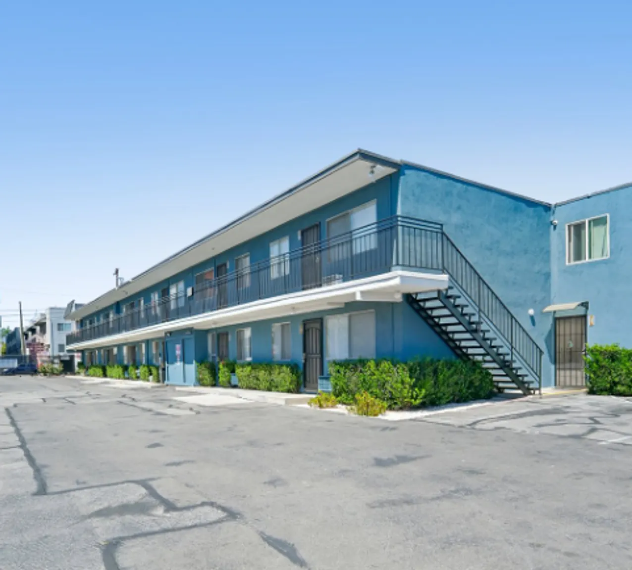 14420 Vista Real Apts — Photo 2