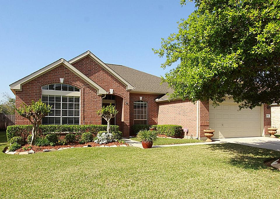 1st image of 17723 Forest Haven Trl