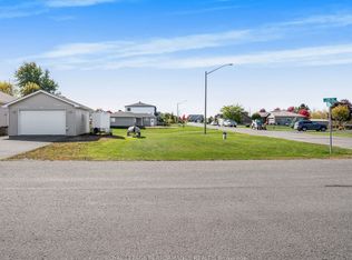 44 Lori Ln, North Dundas, ON K0C1H0