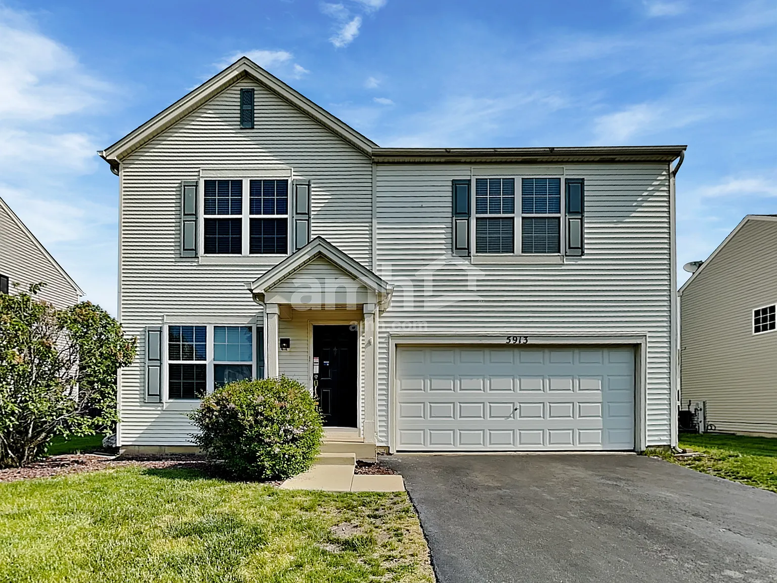 4 bed, 2.5 bath, 2192 sqft, $3,305 — Photo 1