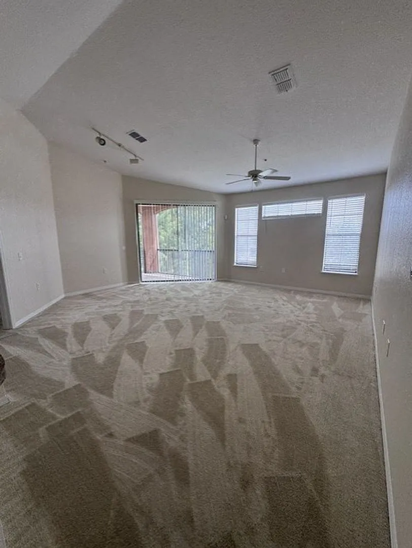 6149 Metrowest Blvd — Photo 4