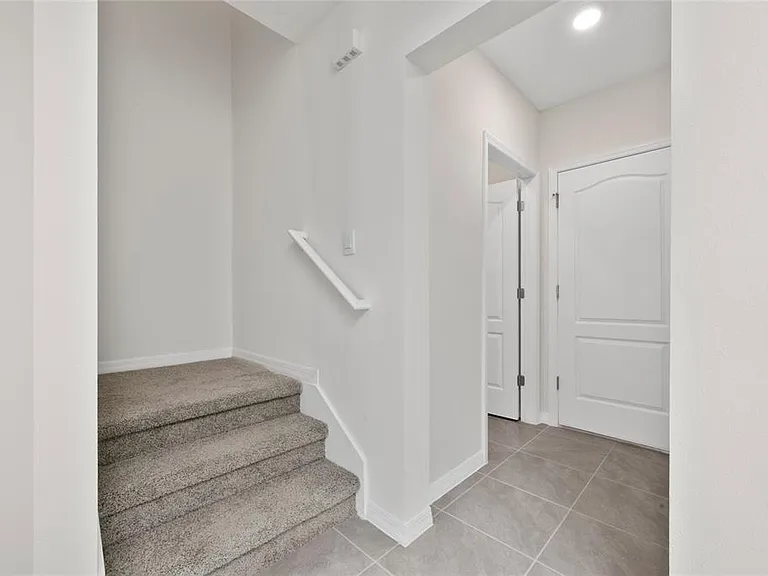 1627 Bitteroot St — Photo 8