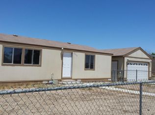 15715 Lanfair Ave, Lancaster, CA 93535