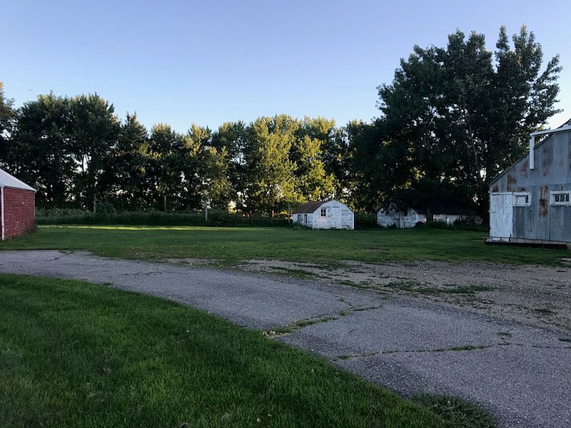 2nd image of 43247 820th St