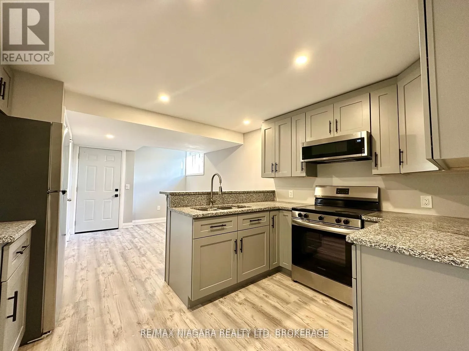 2 bed, $1,500 — Photo 3