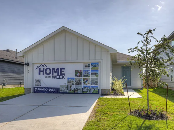 200 Langston Dr, Uhland, TX 78640