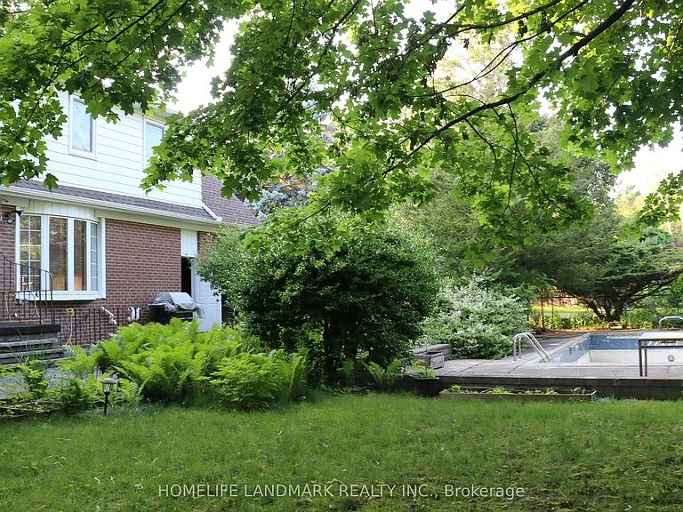 1564 Atrium Ct — Photo 7