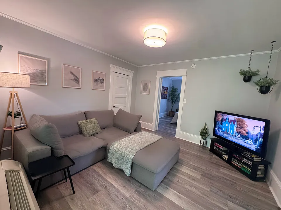 511 Jersey Ave #2