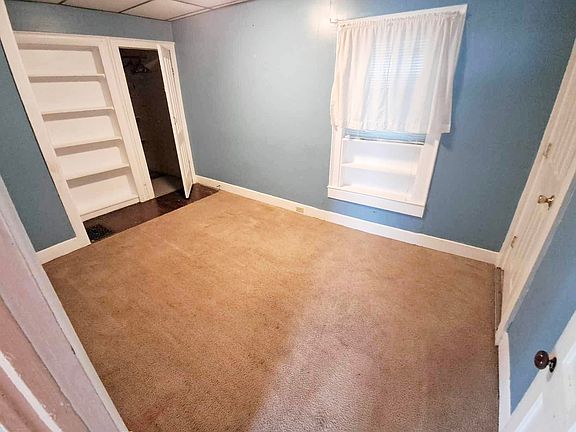 4th image of 21 E Church St #1