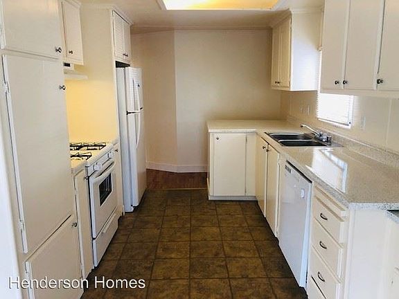 5th image of 900 Henderson Ave Spc 12