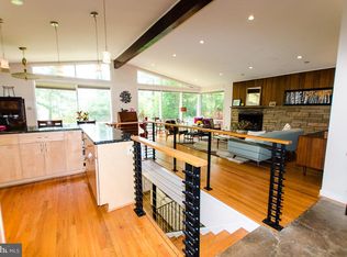 3709 Tollgate Ter, Falls Church, VA 22041
