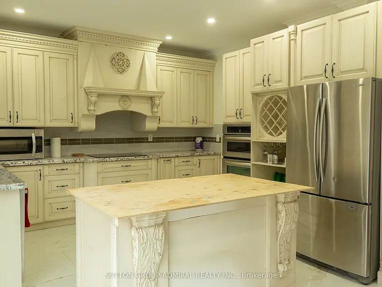 29 Wendelyn Dr #MAIN 2ND FLOOR — Photo 10