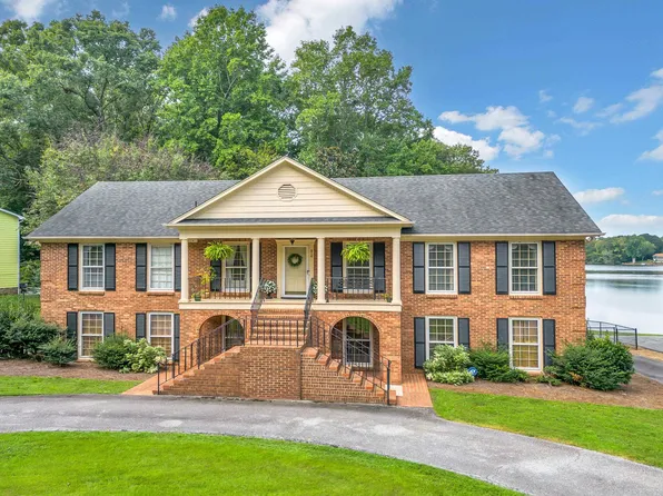 216 Winfield Dr, Spartanburg, SC 29307
