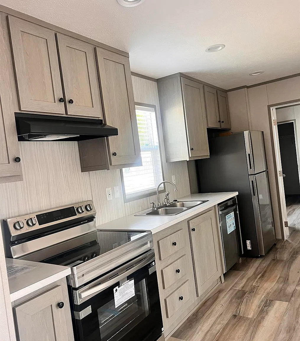 2 bed, $1,099 — Photo 2