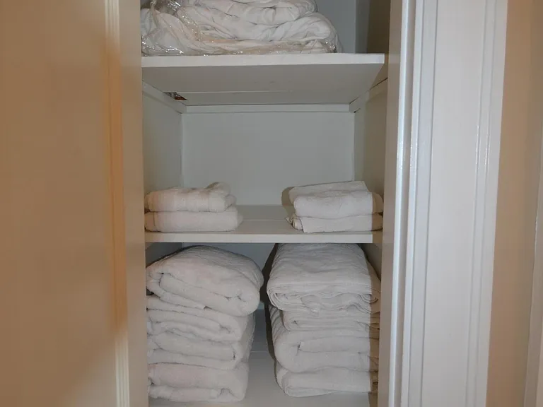 908 Ellison Ave #2 — Photo 15