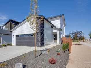 6910 S Chinook Ave, Boise, ID 83709