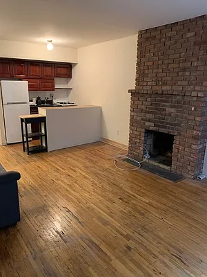 Rented by Bond New York | media 10