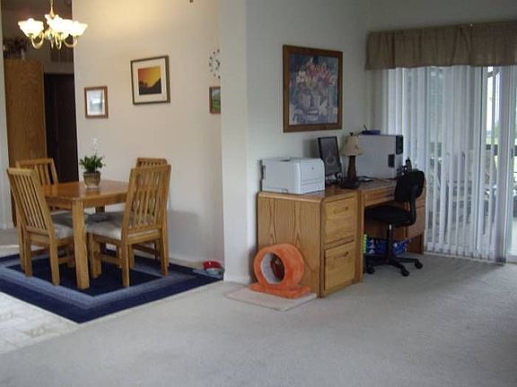 4th image of 366 Littlebrook Ln