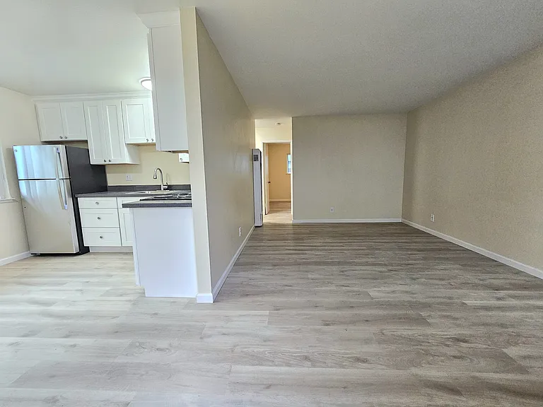 193 Superior Dr — Photo 3