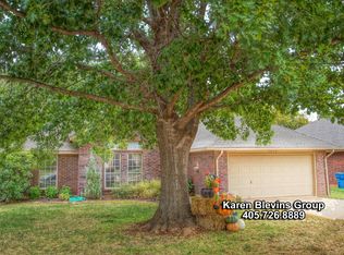 2020 Timberview Dr, Edmond, OK 73013